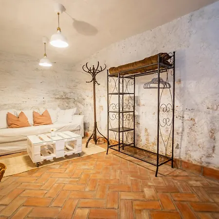 El Almizcate Country house *